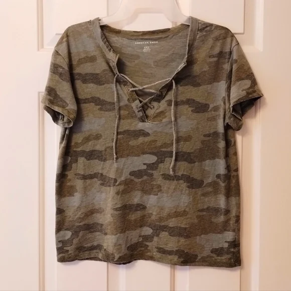 American Eagle camo crop tee - Picture 3 of 7